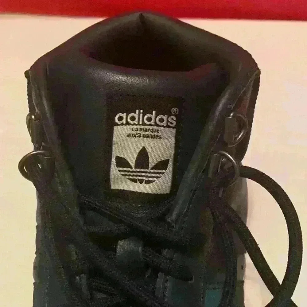 Adidas Blue high top sneakers shell toe sz 5 Boys - Picture 6 of 13